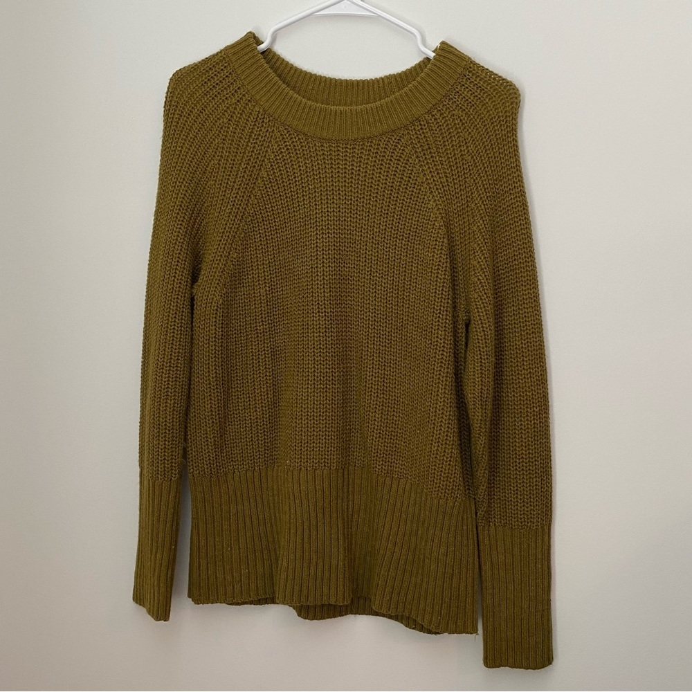 Universal Thread Olive Green Chunky Knit Crewneck Sweater